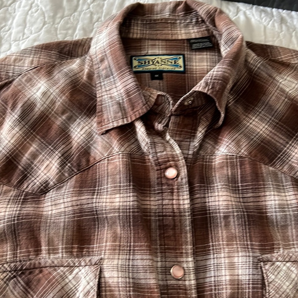 Shyanne button up western shirt plaid Pearl snap buttons / soft brown /cream